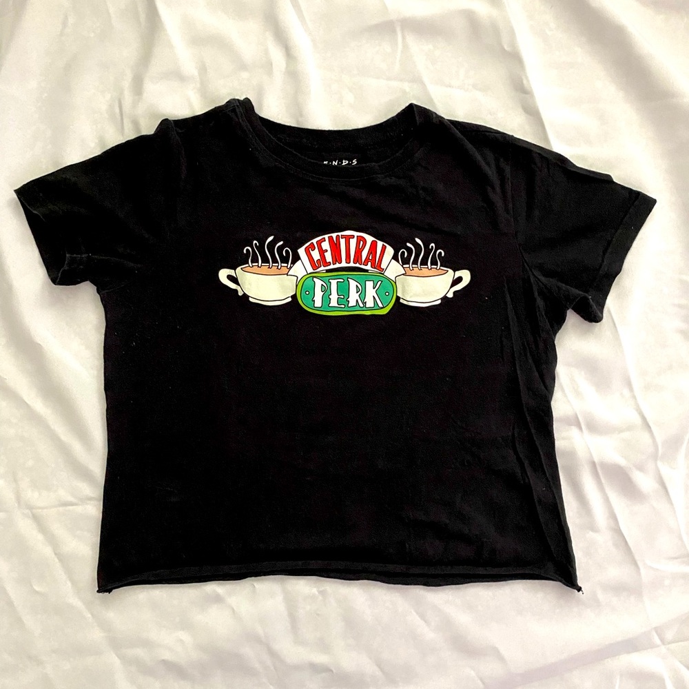 Crop top “Friends” shirt